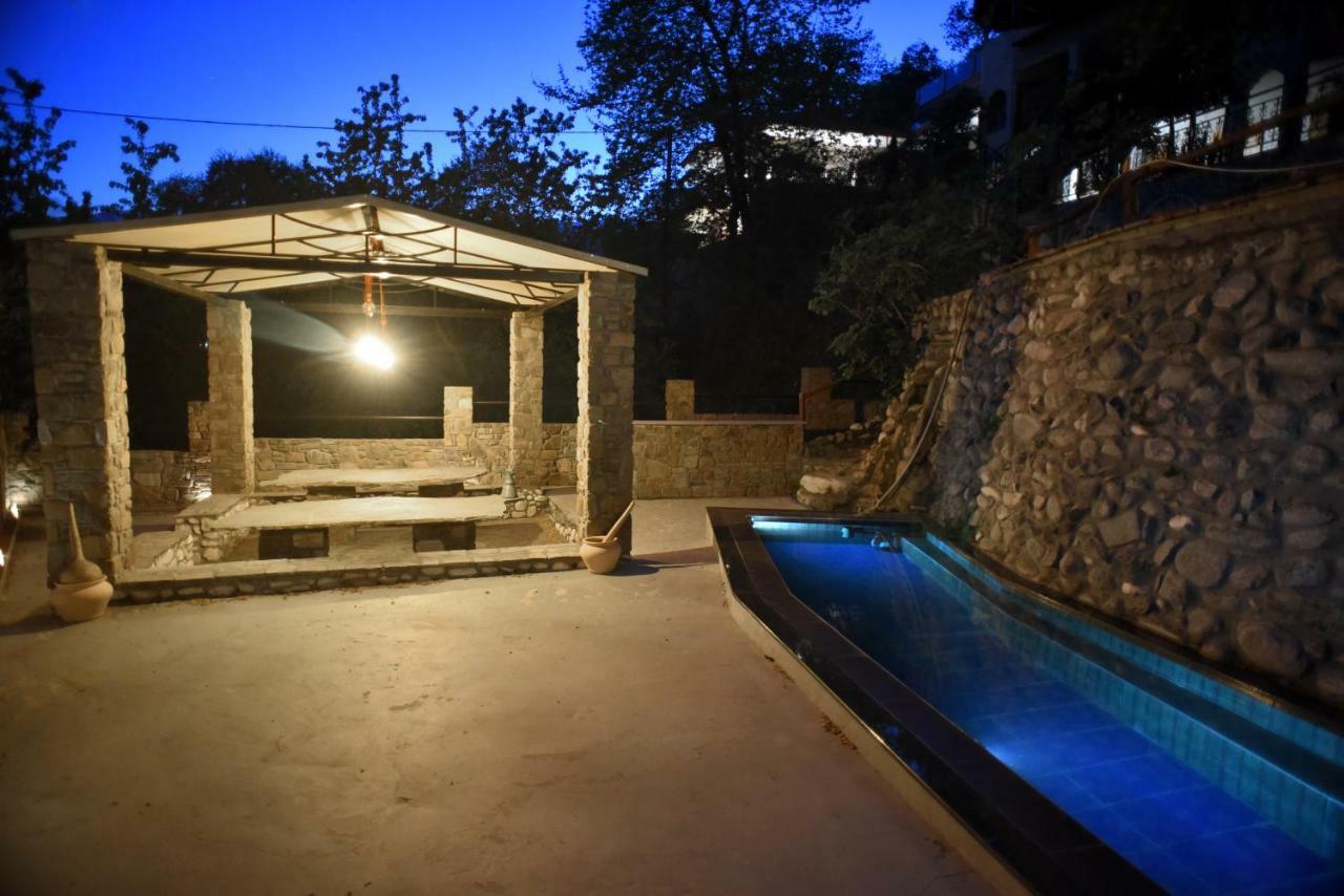 Santa Marina Guesthouse Káto Loutrákion Екстериор снимка